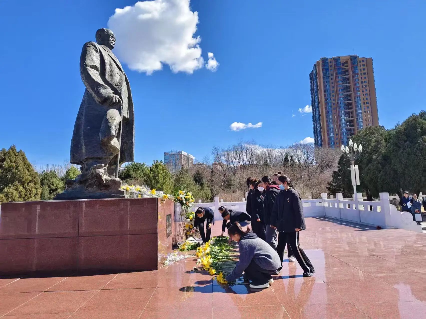 微信图片_20250514194019.jpg 微信图片_20250514194019.jpg